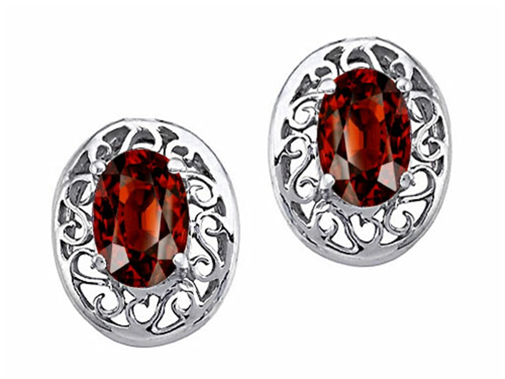 Tommaso Design™ Oval 6x4mm Genuine Garnet Earrings