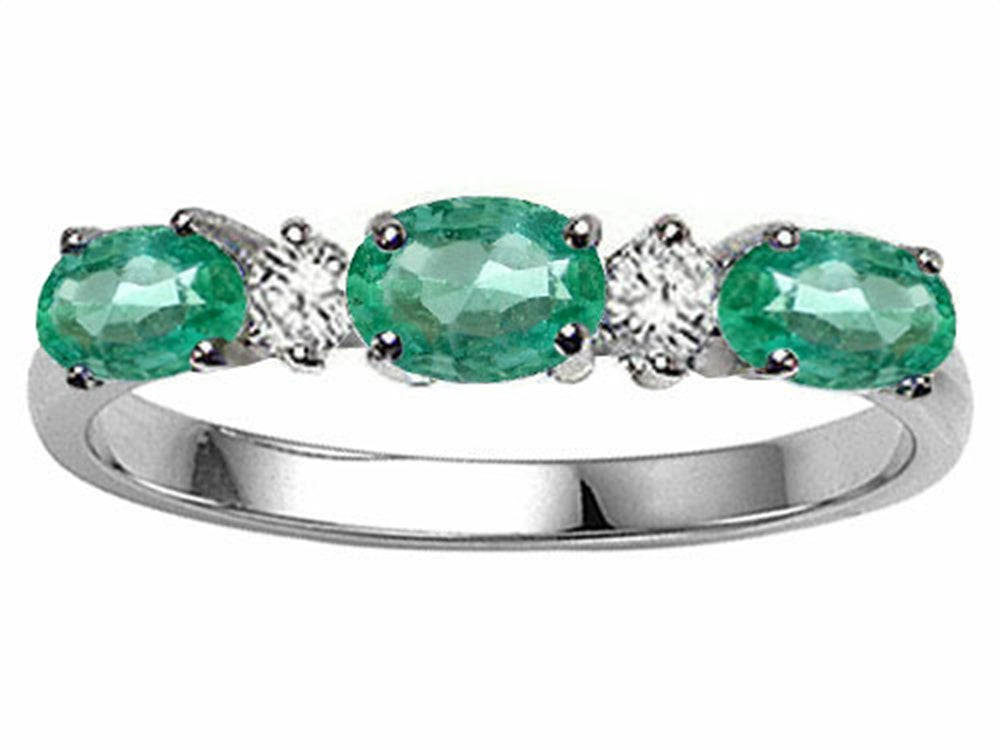 Tommaso Design™ Genuine Emerald 3 Stone Ring
