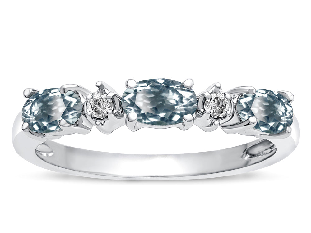 Tommaso Design™ Genuine Aquamarine three stone oval band