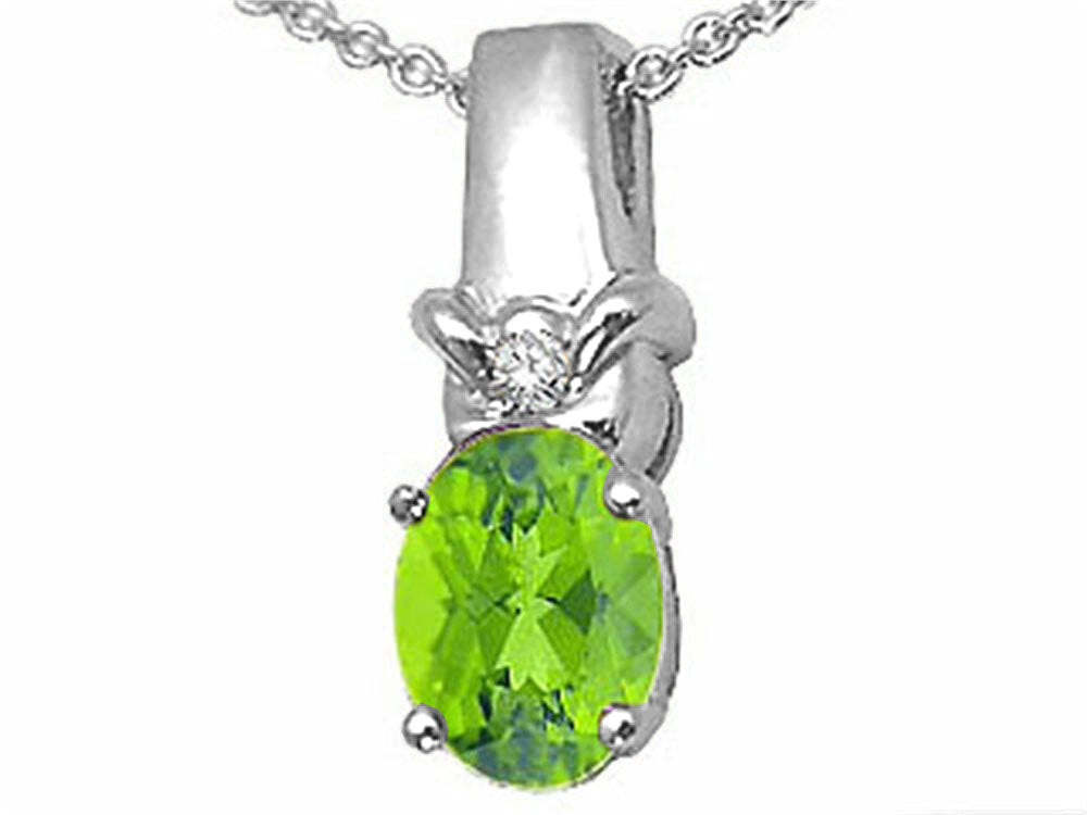 Tommaso Design™ Oval 8x6 mm Genuine Peridot Pendant Necklace