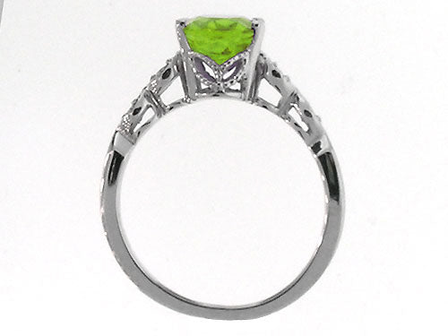 Tommaso Design™ Oval 8x6mm Genuine Peridot Ring