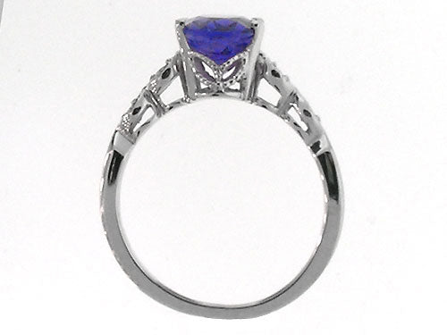 Tommaso Design™ Oval 8x6mm Genuine Iolite Ring