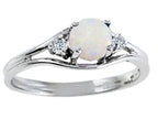 Tommaso Design Round Genuine Opal Ring