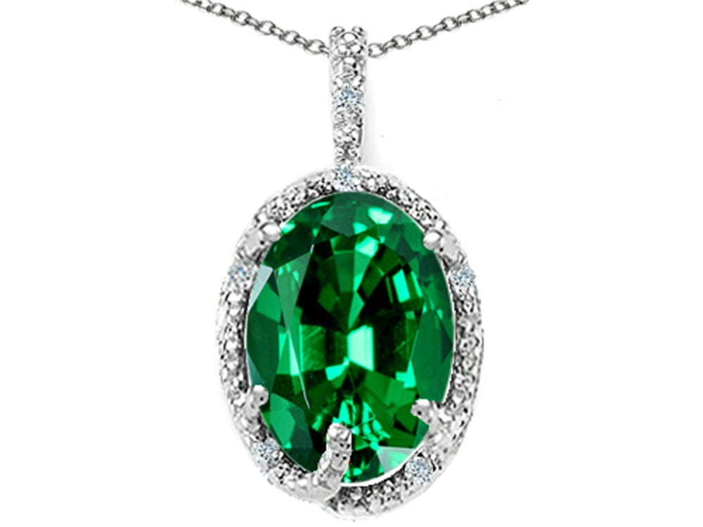 Tommaso Design™ Oval 10x8mm Simulated Emerald Pendant Necklace