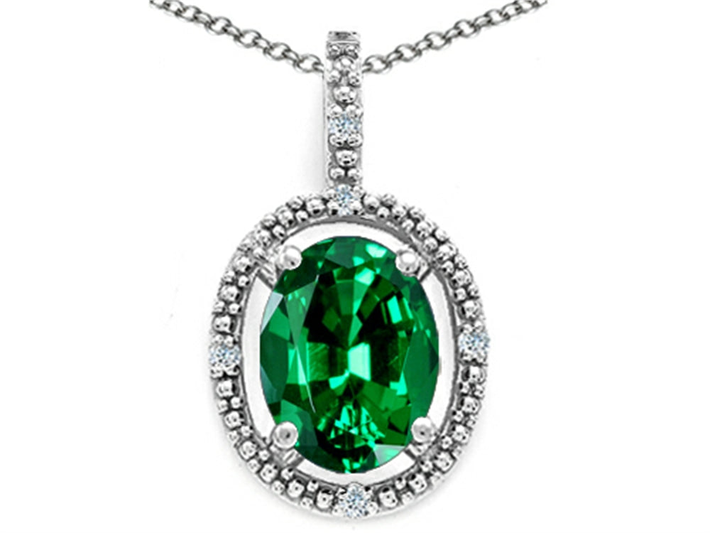 Tommaso Design™ Oval 9x7mm Simulated Emerald Pendant Necklace