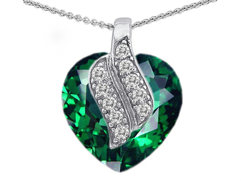 Star K™ Large 15mm Heart Shaped Simulated Emerald Solul Mate Pendant Necklace