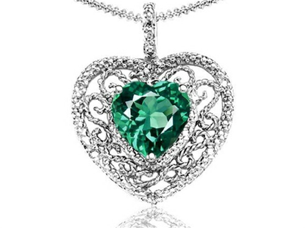 Tommaso Design™ Heart Shape 8mm Simulated Emerald Pendant Necklace