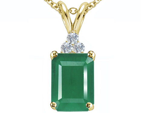 Tommaso Design™ Emerald Cut 7x5mm Genuine Emerald Pendant Necklace