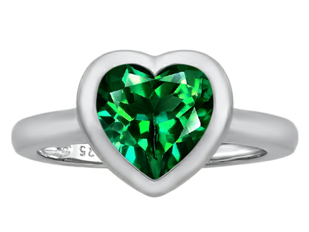 Star K 8mm Heart Shape Solitaire Ring With Simulated Emerald