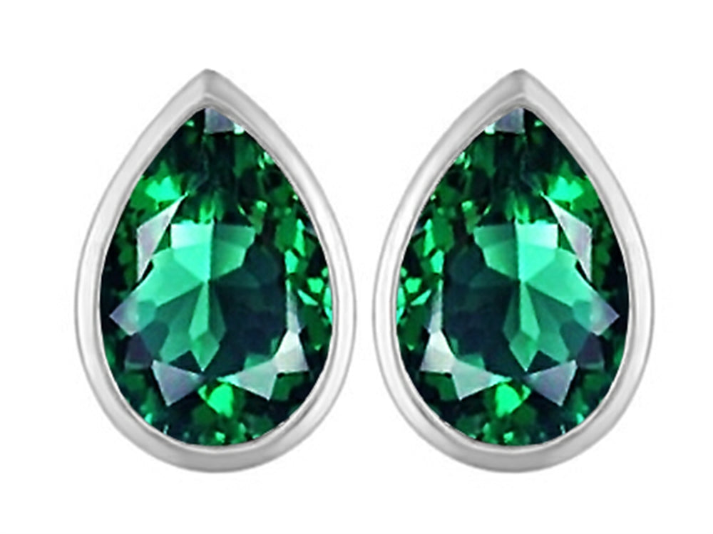 Star K™ 9x6mm Pear Shape Simulated Emerald Earrings Studs