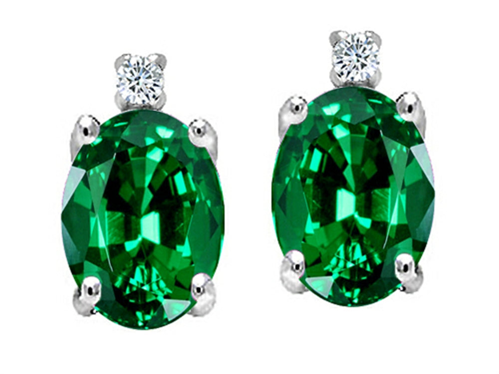 Tommaso Design™ Oval 7x5mm Simulated Emerald s Earrings