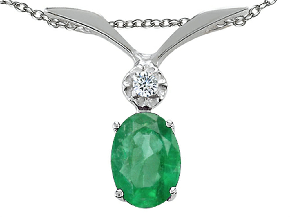 Tommaso Design™ Oval 7x5mm Genuine Emerald Pendant Necklace