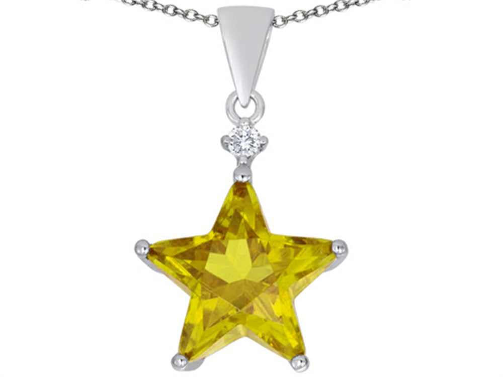 Star K™ Large 14mm Fancy Star Pendant Necklace with Simulated Citrine