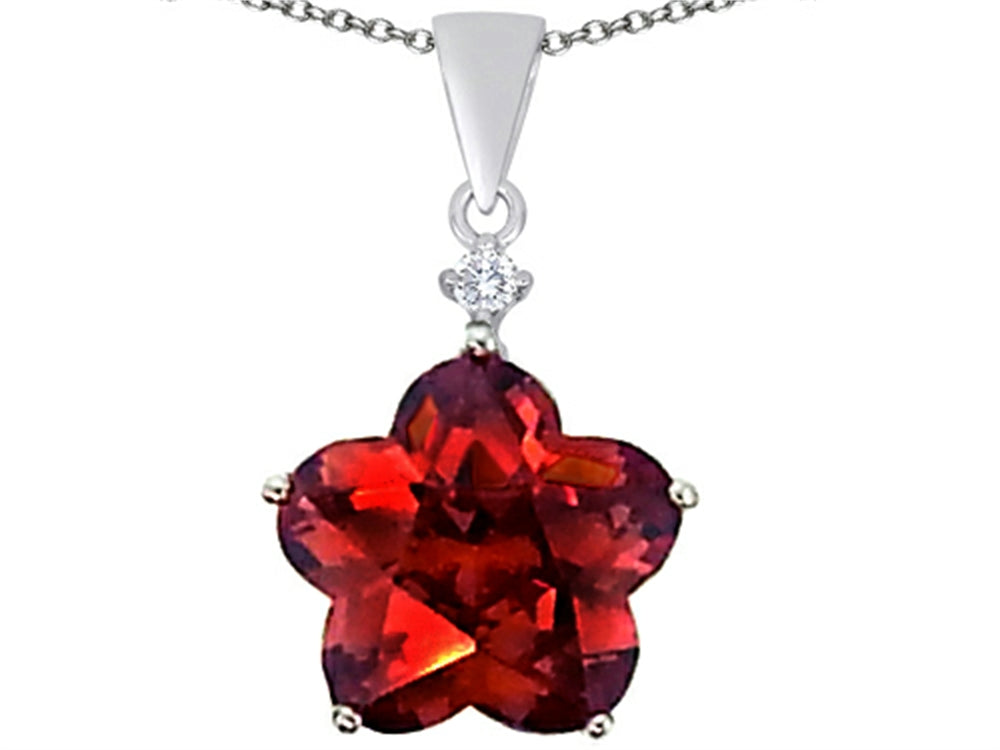 Star K™ Large 14mm Flower Shape Star Pendant Necklace with Simulated Garnet