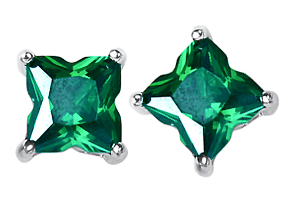 Star K™ Fancy Cut Star Shape Earrings Studs with Simulated Emerald