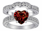 Star K™ 8mm Heart Shape Genuine Garnet Wedding Set