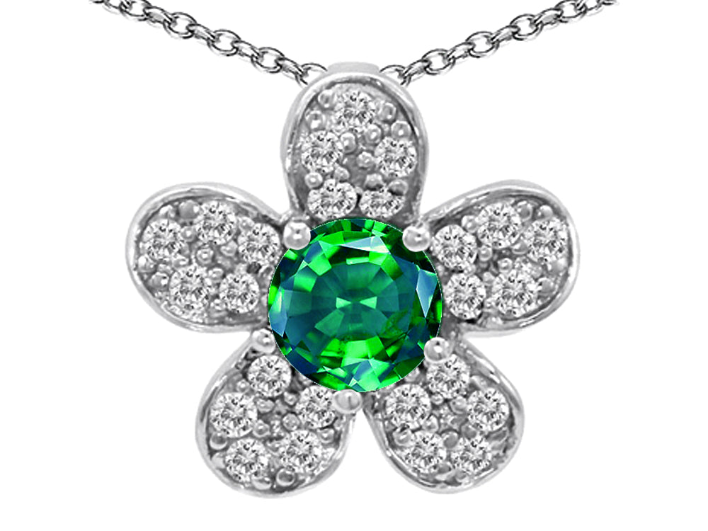 Star K™ Round Simulated Emerald Flower Pendant Necklace