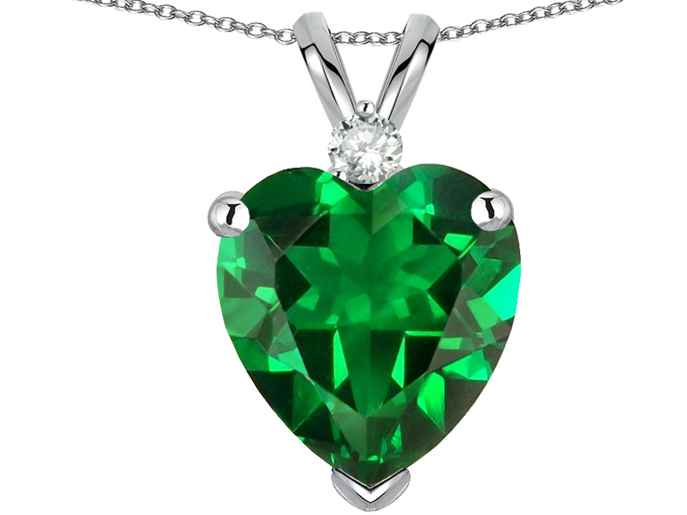 Star K™ 8mm Simulated Emrald Heart Pendant Necklace