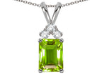 Star K Classic Emerald Octagon Cut 8x6mm Genuine Peridot Rabbit Ear Pendant Necklace