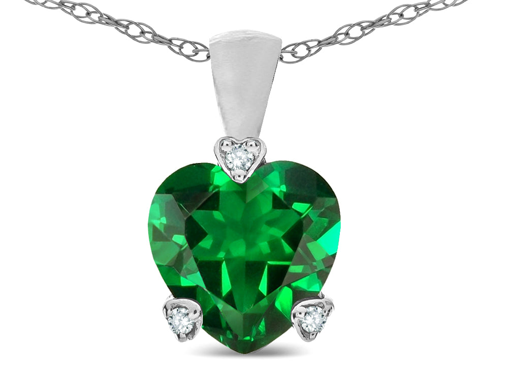 Star K 7mm Simulated Emerald Small Heart Shape Love Pendant Necklace