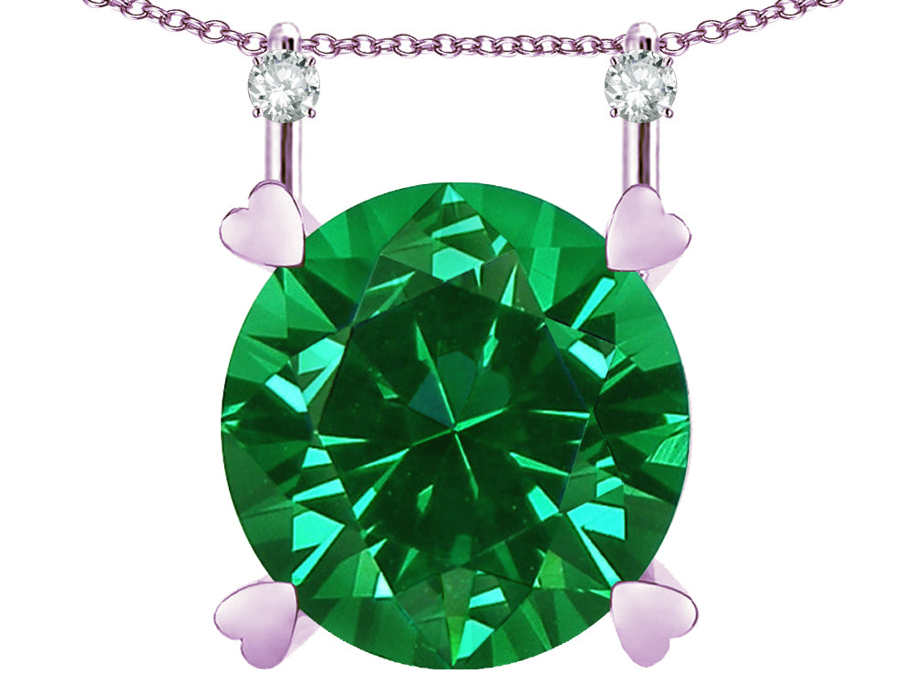 Star K Round 7mm Simulated Emerald Stackable Mothers Hearts Pendant