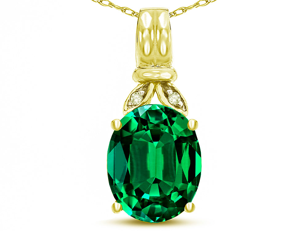 Star K  Oval 10x8 Simulated Emerald Fashion Pendant Necklace