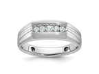 FJC Finejewelers 14 kt White Gold Men's Satin/Grooved 5-Stone Lab Grown Diamonds Ring 7 mm