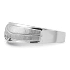 FJC Finejewelers 14 kt White Gold Men's Satin and Grooved 3-Stone Lab Grown Diamonds Ring 8 mm