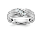 FJC Finejewelers 14 kt White Gold Men's Satin and Grooved 3-Stone Lab Grown Diamonds Ring 8 mm