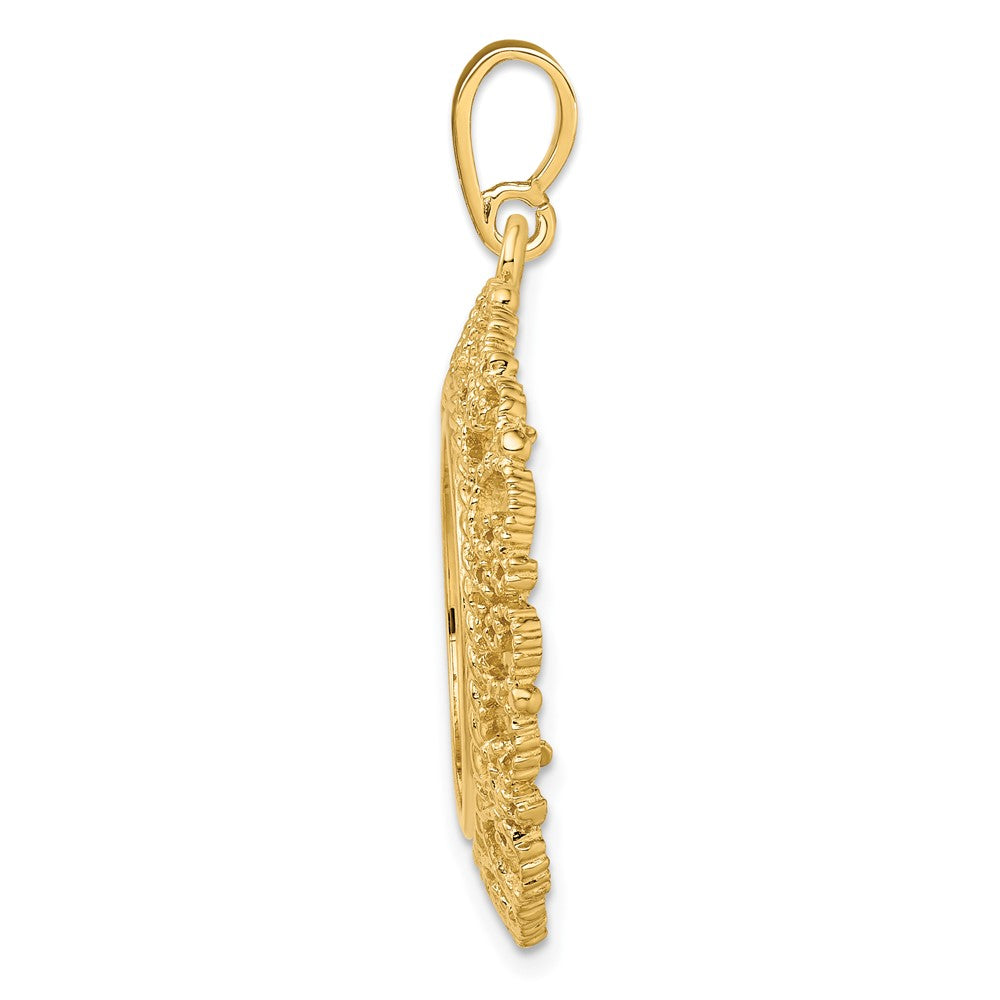 FJC Finejewelers 14 kt Yellow Gold and Textured Victorian 17.8mm Prong Coin Bezel Pendant