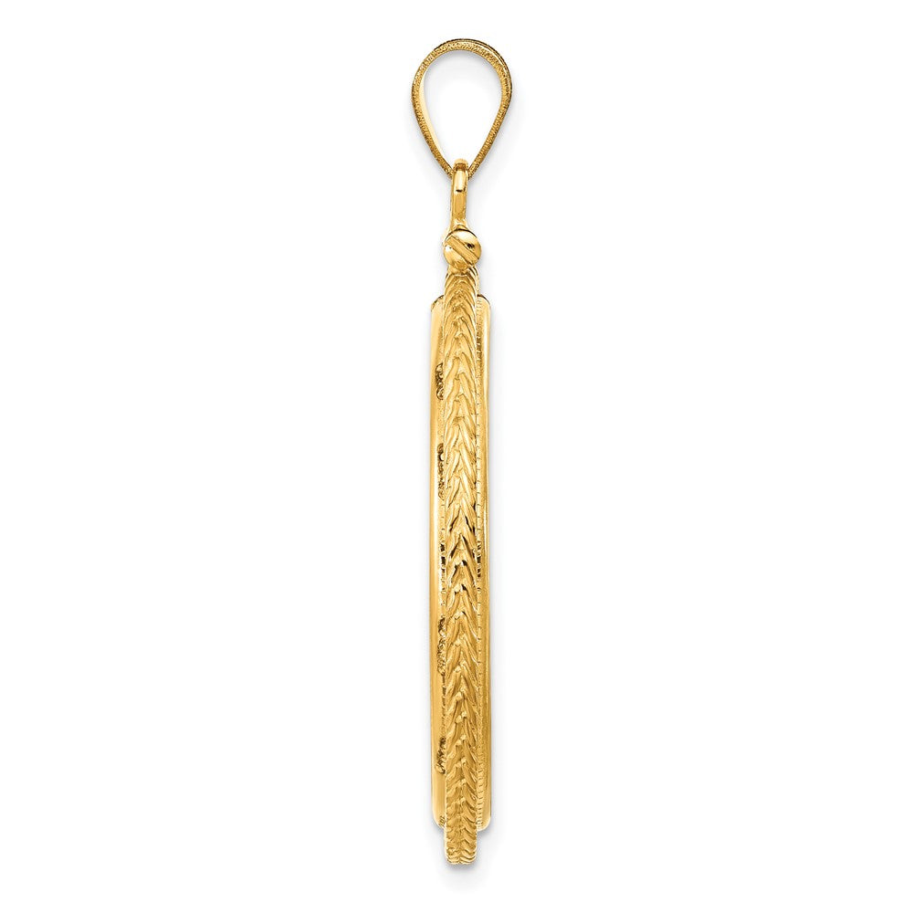 FJC Finejewelers 14 kt Yellow Gold Foxtail Chain 27mm x 2.35mm Screw Top Coin Bezel Pendant