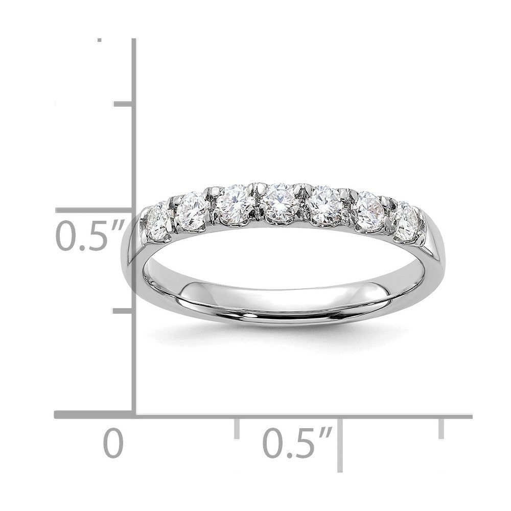FJC Finejewelers 14 kt White Gold  7 Stone G H I True Light Moissanite Band 2 mm