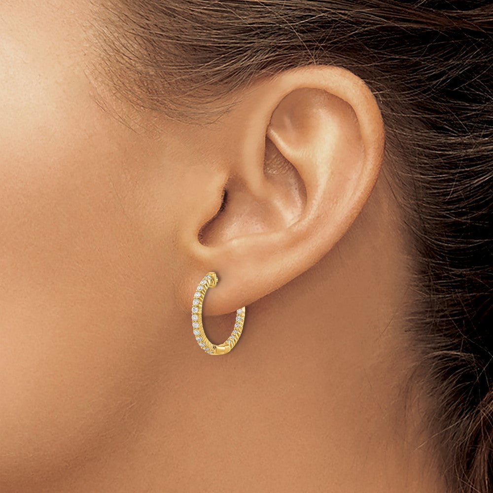 FJC Finejewelers 14 kt Yellow Gold Lab Grown Diamond In and Out Hinged Hoop Earring