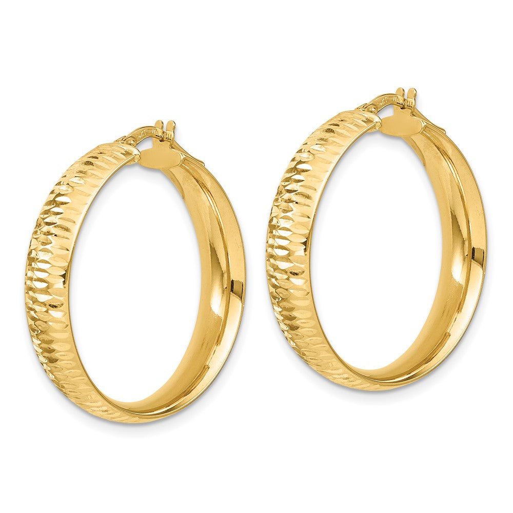 FJC Finejewelers 14 kt Yellow Gold Polished Bright Cut Round Hoops 31 x 28 mm