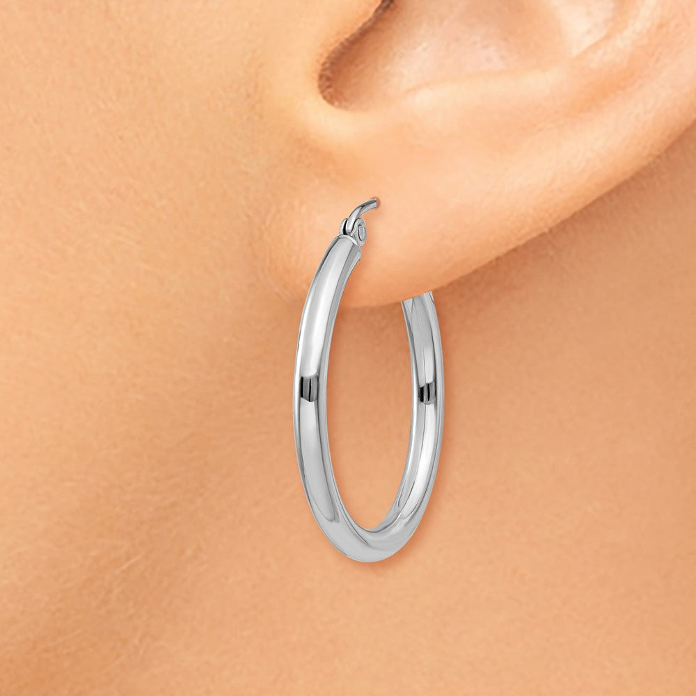 FJC Finejewelers 14 kt White Gold Polished 2.5mm Light weight Tube Hoop Earrings