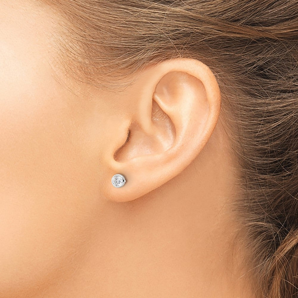 FJC Finejewelers 925 Sterling Silver Stud Polished CZ Post Earrings 5 mm