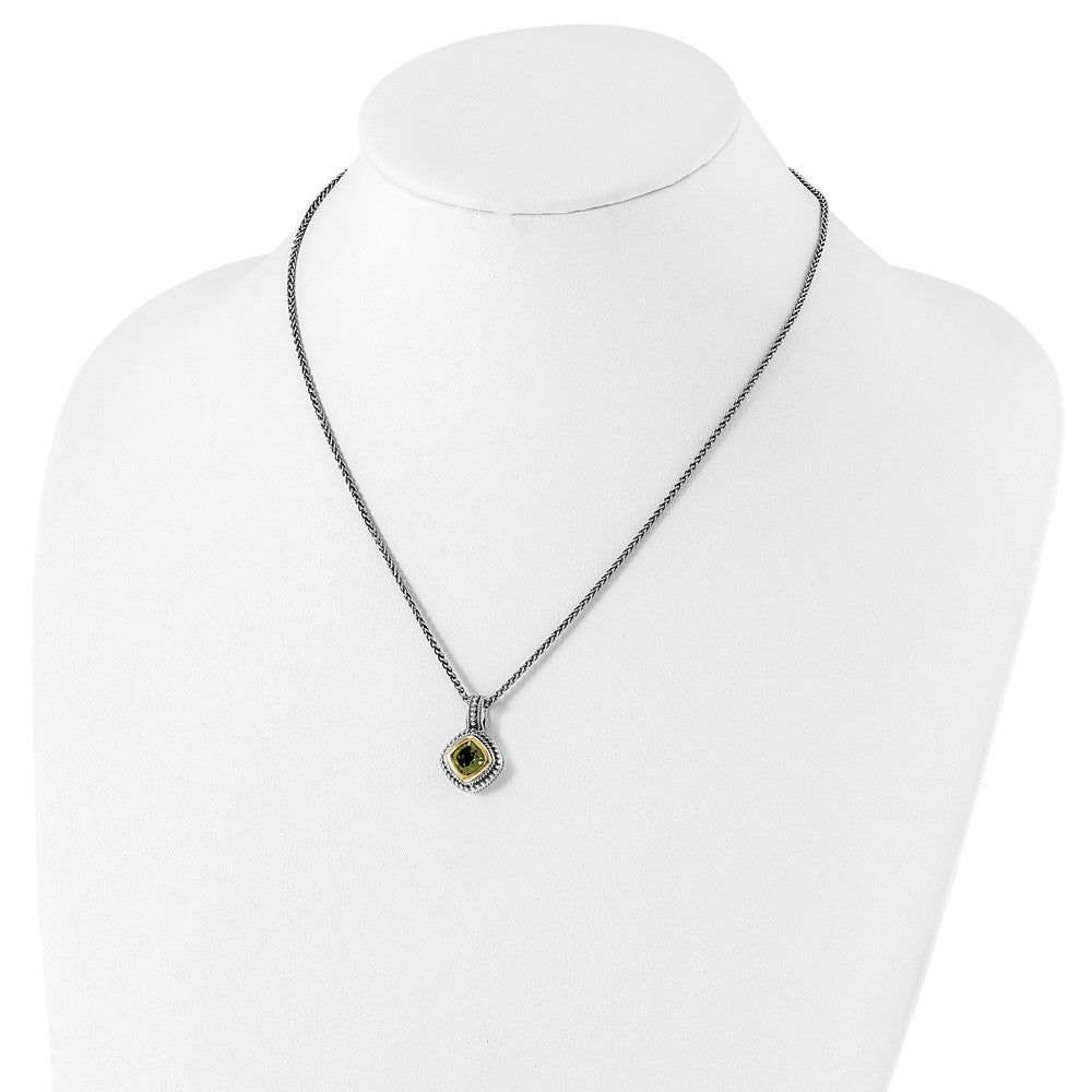 FJC Finejewelers Sterling Silver with 14kt Accent Antiqued with Peridot Pendant Necklace 15 mm