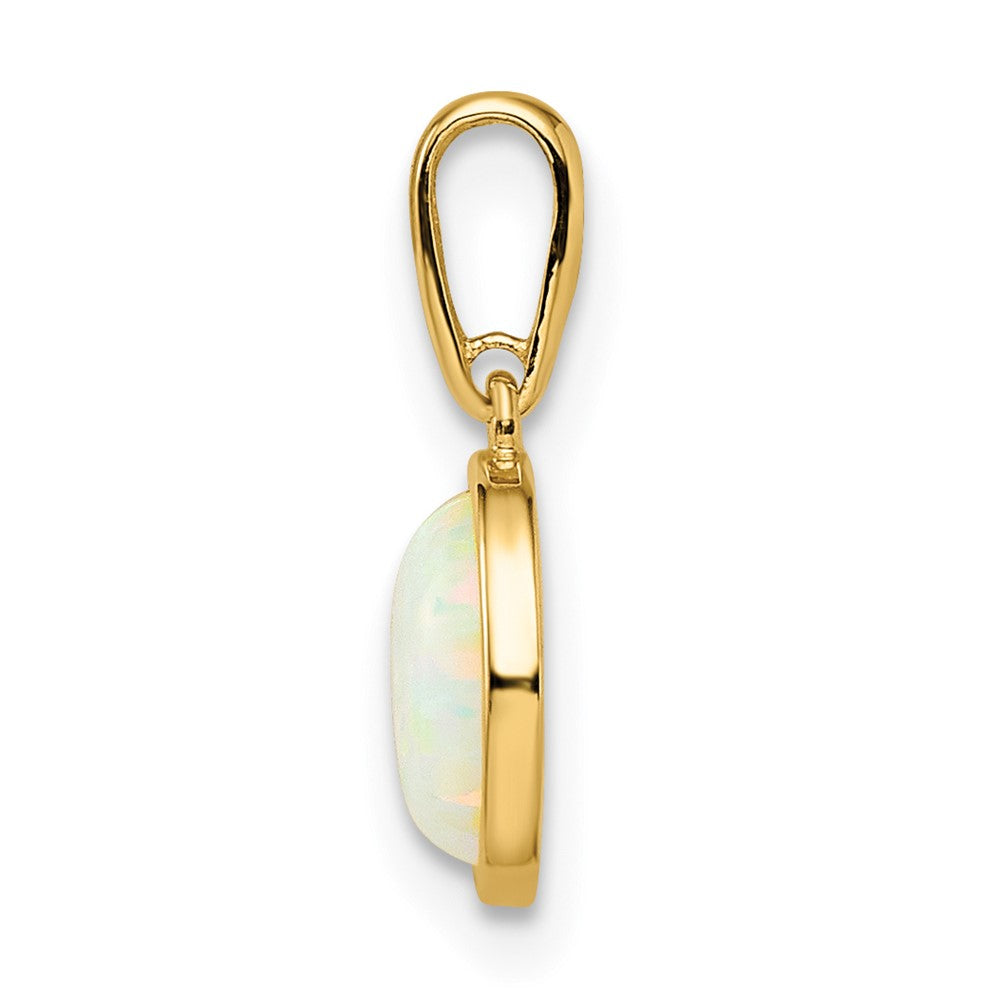 FJC Finejewelers 14 kt Yellow Gold Lab Created Opal Charm 6 mm
