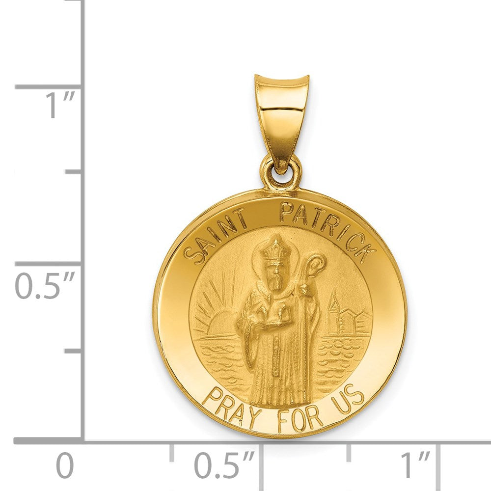 FJC Finejewelers 14 kt Yellow Gold Polished and Satin St Patrick Medal Hollow Charm 22 x 19 mm