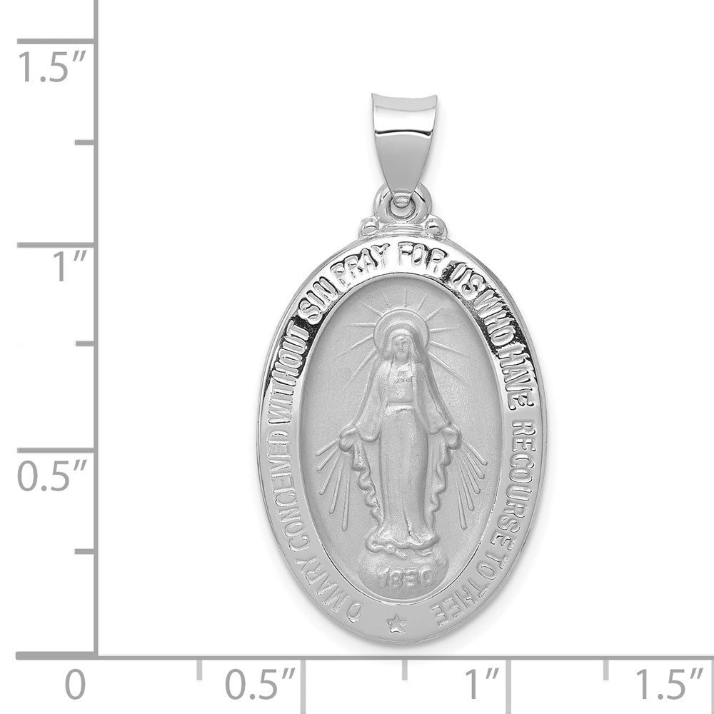 FJC Finejewelers 14 kt White Gold Polished Satin Miraculous Medal Hollow Charm 34 mm x 18 mm