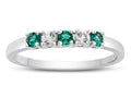 FJC Finejewelers 2.5mm Created Emerald and White Topaz Band / Ring