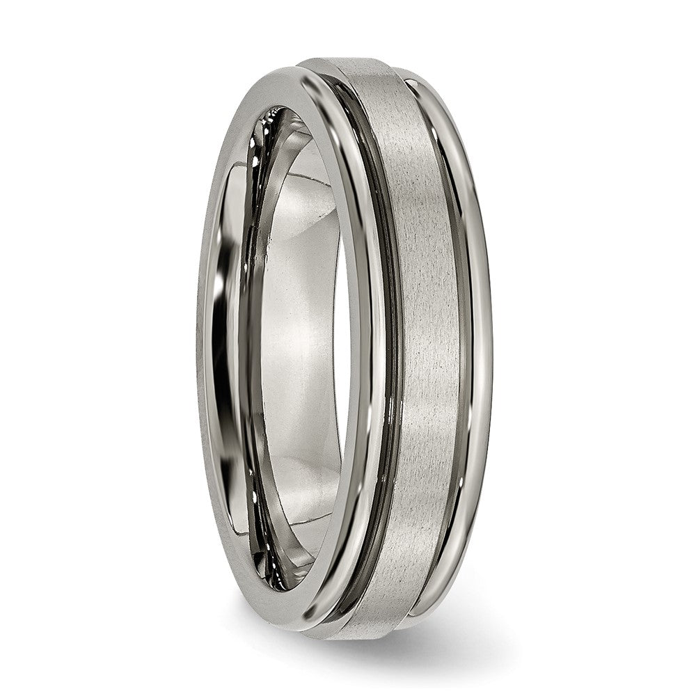 Chisel Titanium Grooved Edge 6mm Satin And Polished Wedding Band