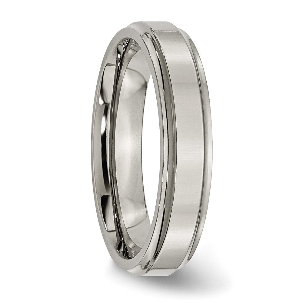 Chisel Titanium Ridged Edge 5mm Polished Wedding Band